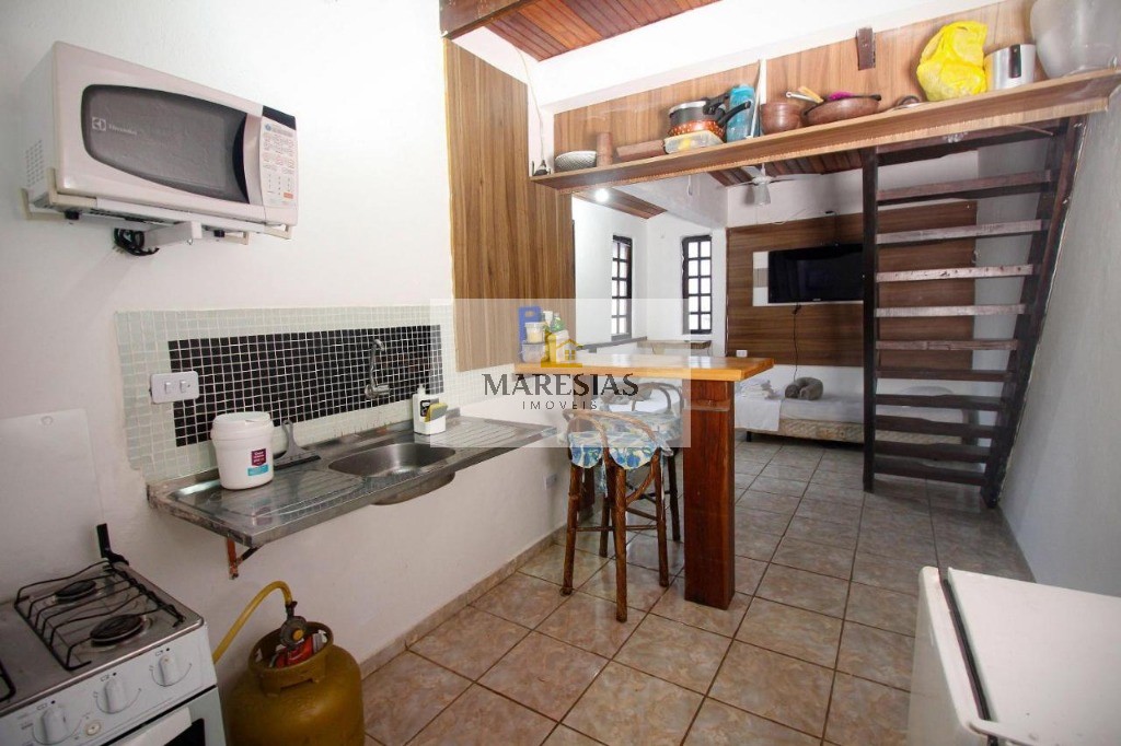 Encante-se com a Pousada dos Sonhos: 11 Suítes, 2 Chalés, Piscina, Churrasqueira e Estacionamento Amplo! Aceita Permuta e financiamento bancário!
