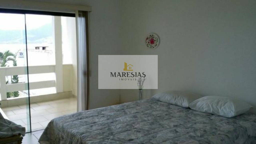CASA RESIDENCIAL em São Sebastião - SP, Bairro São Francisco