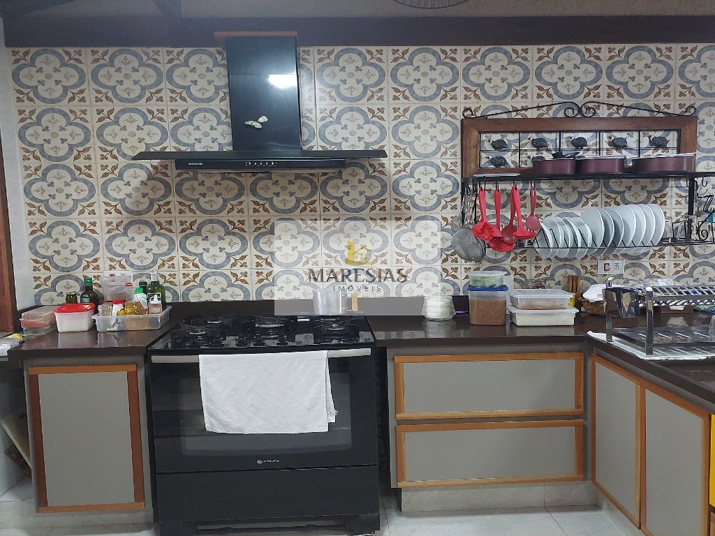 Excelente casa em residencial