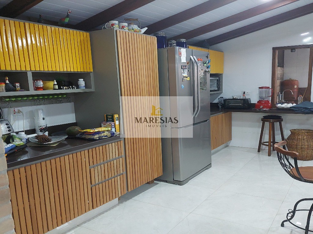 Excelente casa em residencial