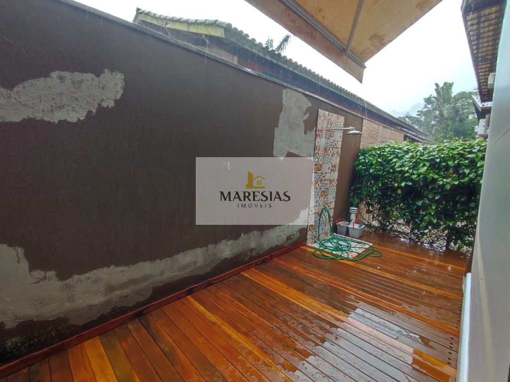 Casa residencial em são sebastião - sp, boiçucanga