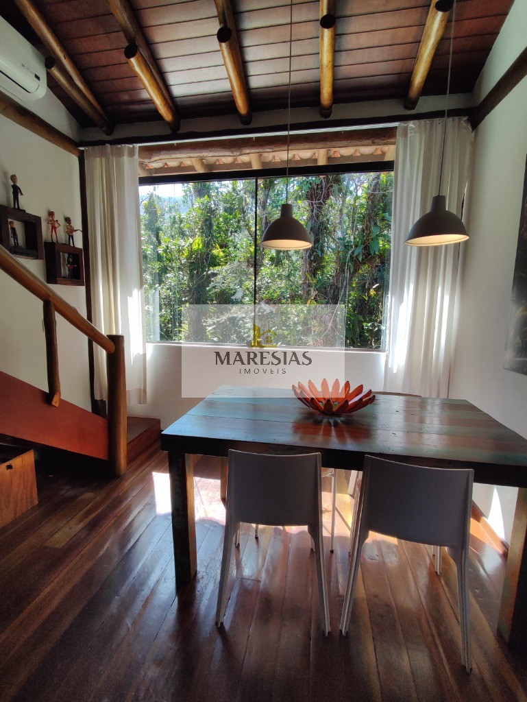 Luxo à beira-mar: exclusivo flat em condomínio de prestígio 