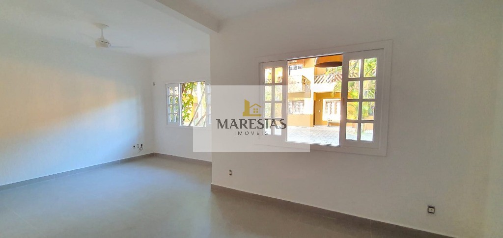 Casa Exclusiva em Condomínio Próximo a Maresias: Segurança, Conforto e Praia a 4 Minutos!