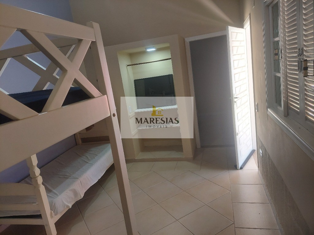 Casa com amplo terreno 1036 m2 em Maresias total de 5 dormitorios