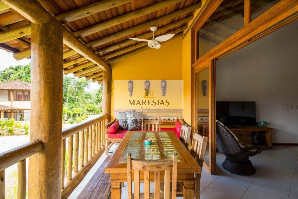 Casa condominio em Maresias