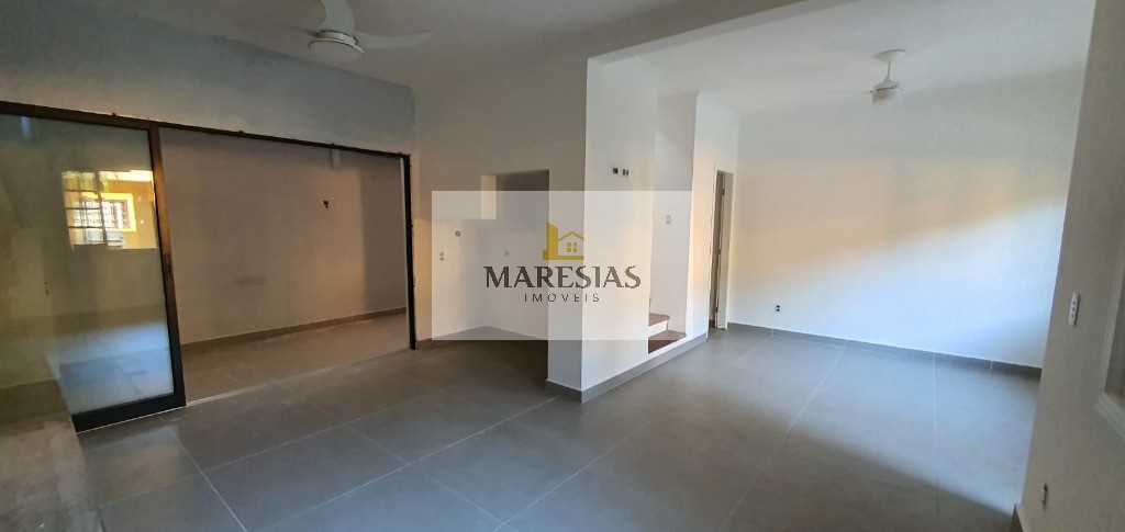 Casa Exclusiva em Condomínio Próximo a Maresias: Segurança, Conforto e Praia a 4 Minutos!