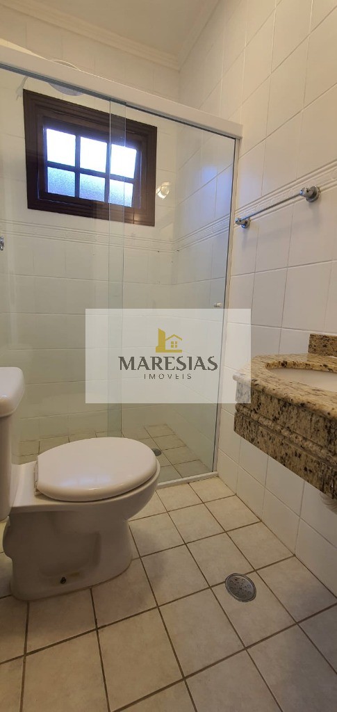 Casa Exclusiva em Condomínio Próximo a Maresias: Segurança, Conforto e Praia a 4 Minutos!