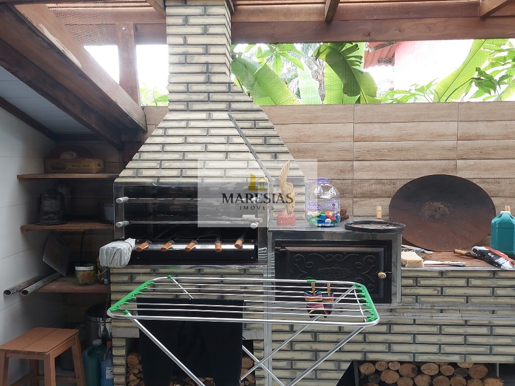 Excelente casa em residencial
