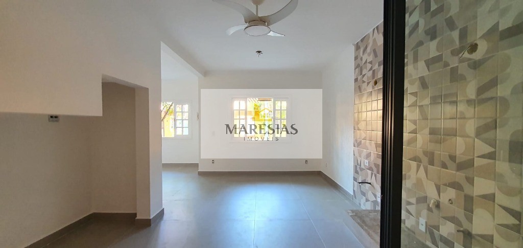 Casa Exclusiva em Condomínio Próximo a Maresias: Segurança, Conforto e Praia a 4 Minutos!