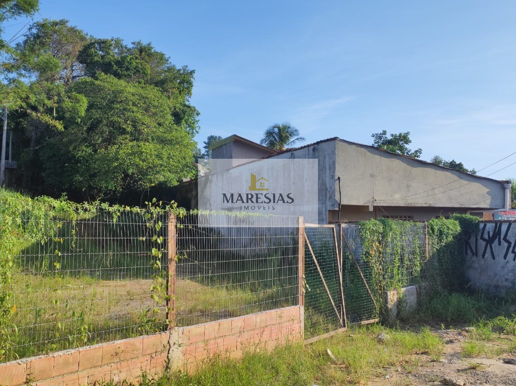 "Maresias: Terreno Espetacular para Casa ou Comércio na Praia - Imperdível!"