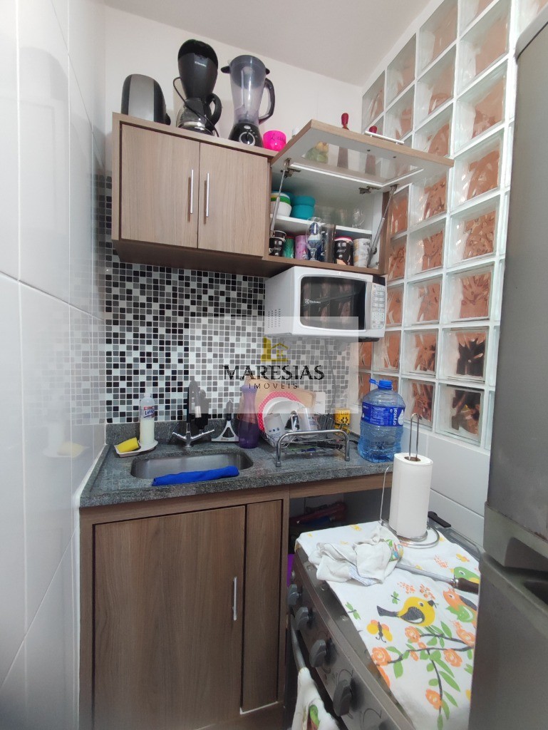 Viva em Harmonia: Apartamento Aconchegante com Suíte e Churrasqueira Privativa em Lindo Condomínio Próximo à Praia!