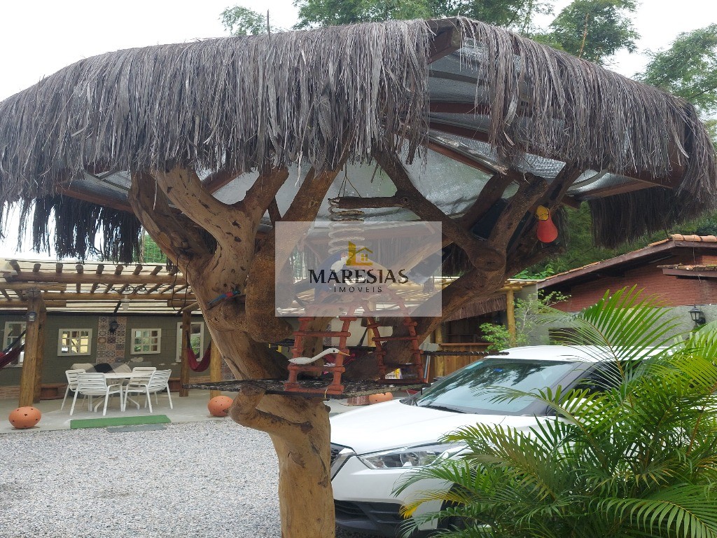 Excelente casa em residencial