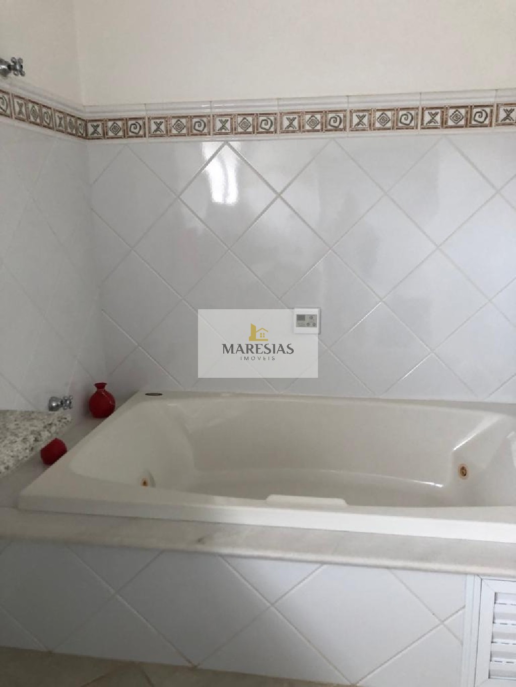 Sua casa de praia dos sonhos - Sobrado com 5 suítes, piscina e churrasqueira!