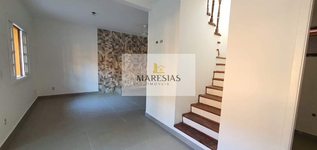 Casa Exclusiva em Condomínio Próximo a Maresias: Segurança, Conforto e Praia a 4 Minutos!