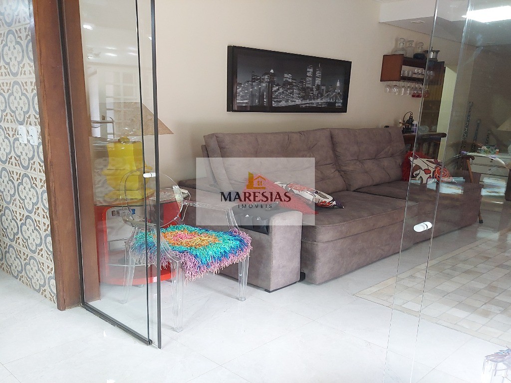 Excelente casa em residencial