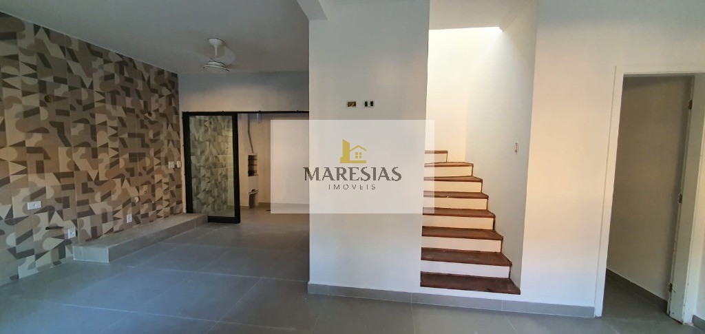 Casa Exclusiva em Condomínio Próximo a Maresias: Segurança, Conforto e Praia a 4 Minutos!