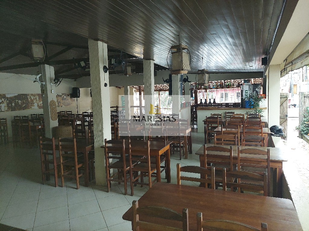 Excelente terreno com ponto comercial em maresias