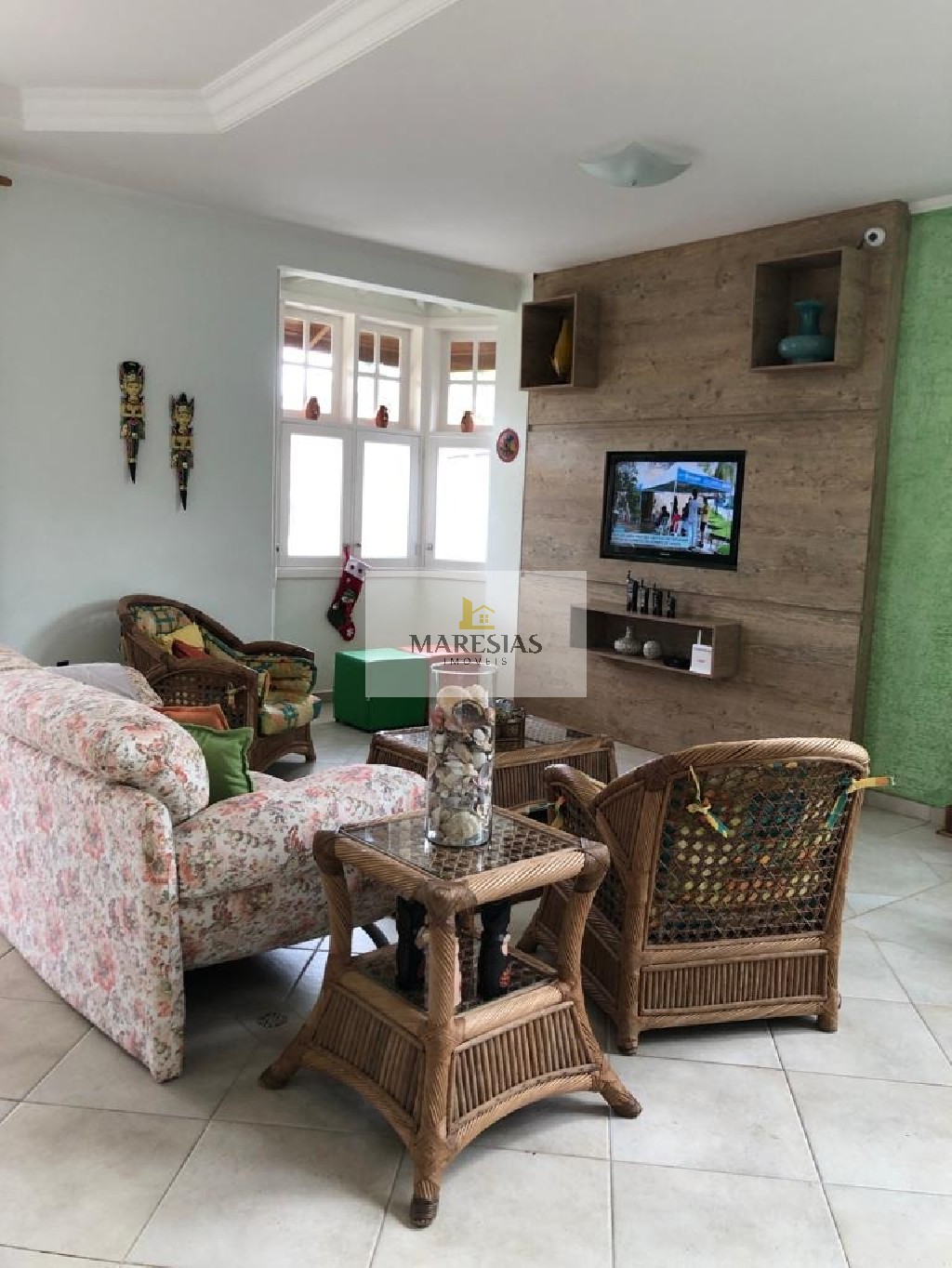Sua casa de praia dos sonhos - Sobrado com 5 suítes, piscina e churrasqueira!