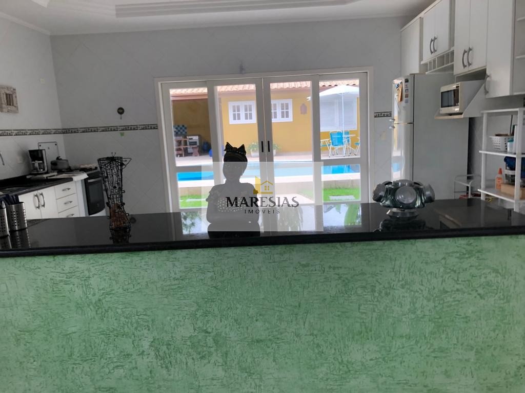 Sua casa de praia dos sonhos - Sobrado com 5 suítes, piscina e churrasqueira!