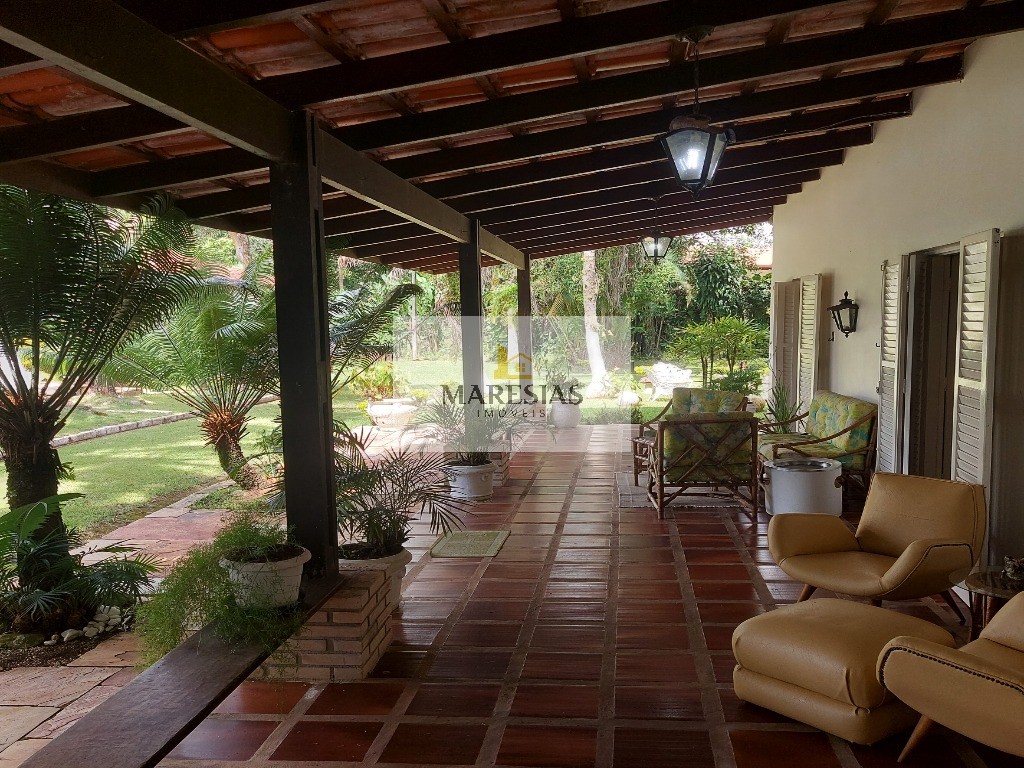 Casa com piscina a menos de 300 metros da praia Boiçucanga
