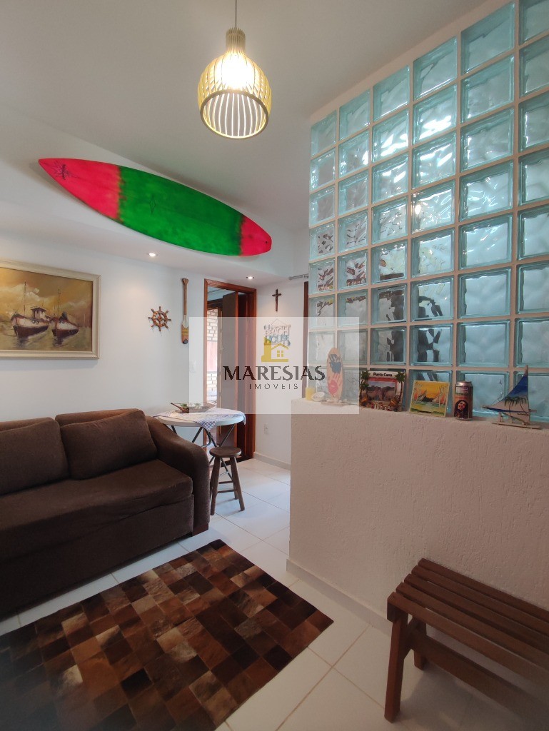Viva em Harmonia: Apartamento Aconchegante com Suíte e Churrasqueira Privativa em Lindo Condomínio Próximo à Praia!