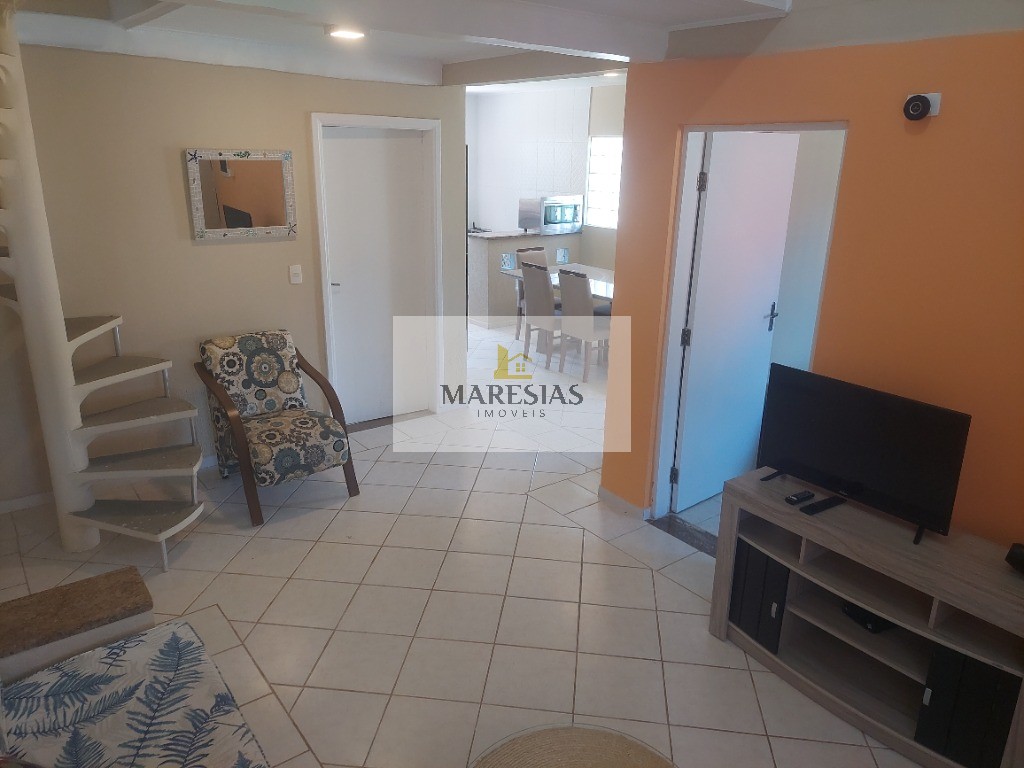 Casa com amplo terreno 1036 m2 em Maresias total de 5 dormitorios