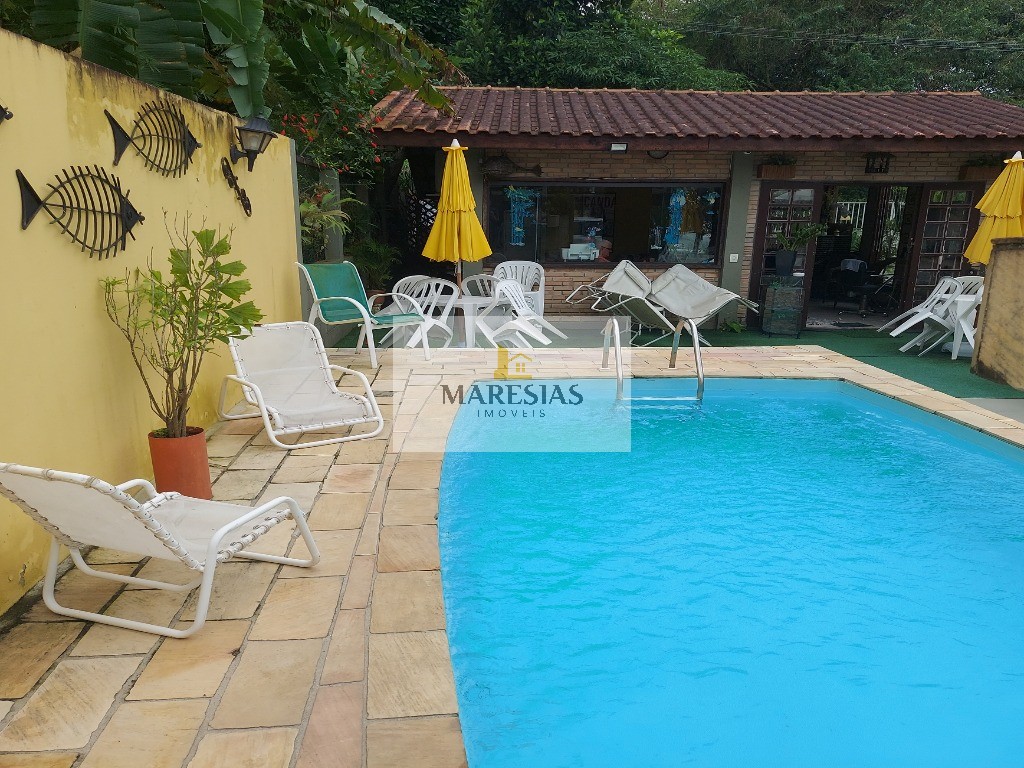 Excelente casa em residencial