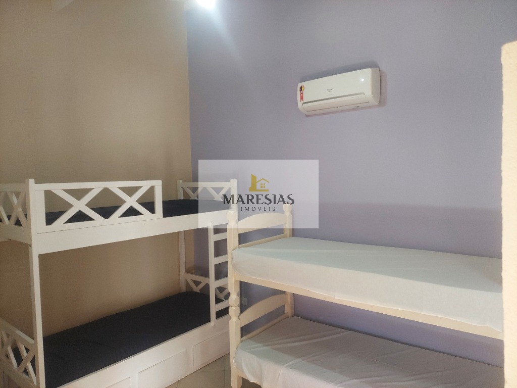 Casa com amplo terreno 1036 m2 em Maresias total de 5 dormitorios