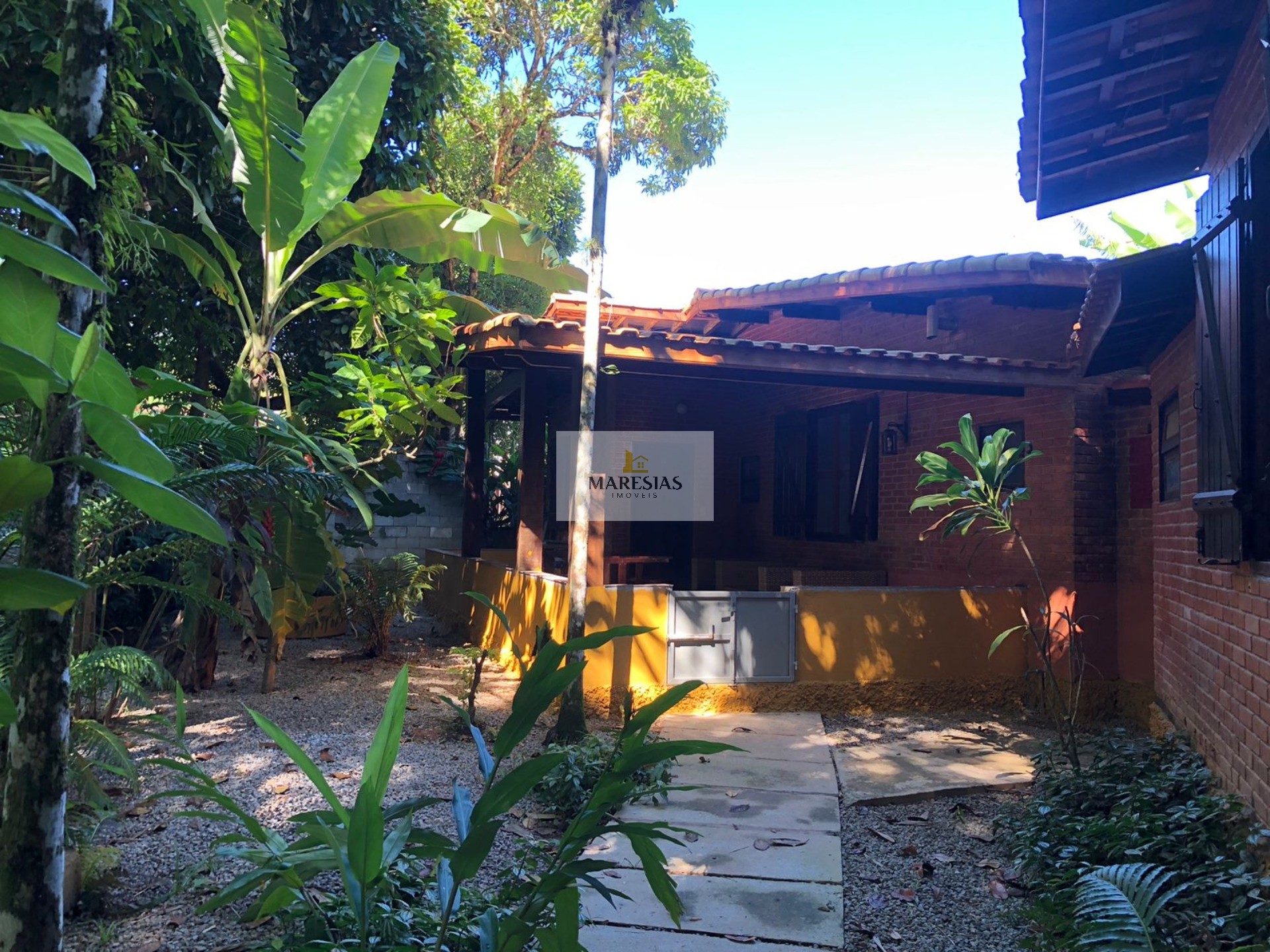 Casa residencial em são sebastião - sp, boiçucanga