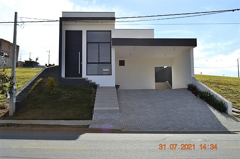 Casa Térrea à Venda com 3 Dormitórios sendo 3 Suítes no Portal San Giovanni em Itatiba