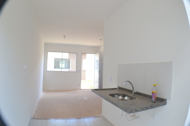 Casa à Venda com 2 Dormitórios, 45 m², Alpes Residencial