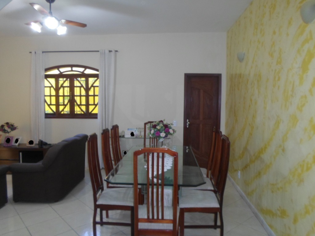 Financia !!! casa colonial extremamente perto do west shopping, comércio e condução fartos (3 quartos, 2 suítes , 2 vagas, terraço colonial) !!!