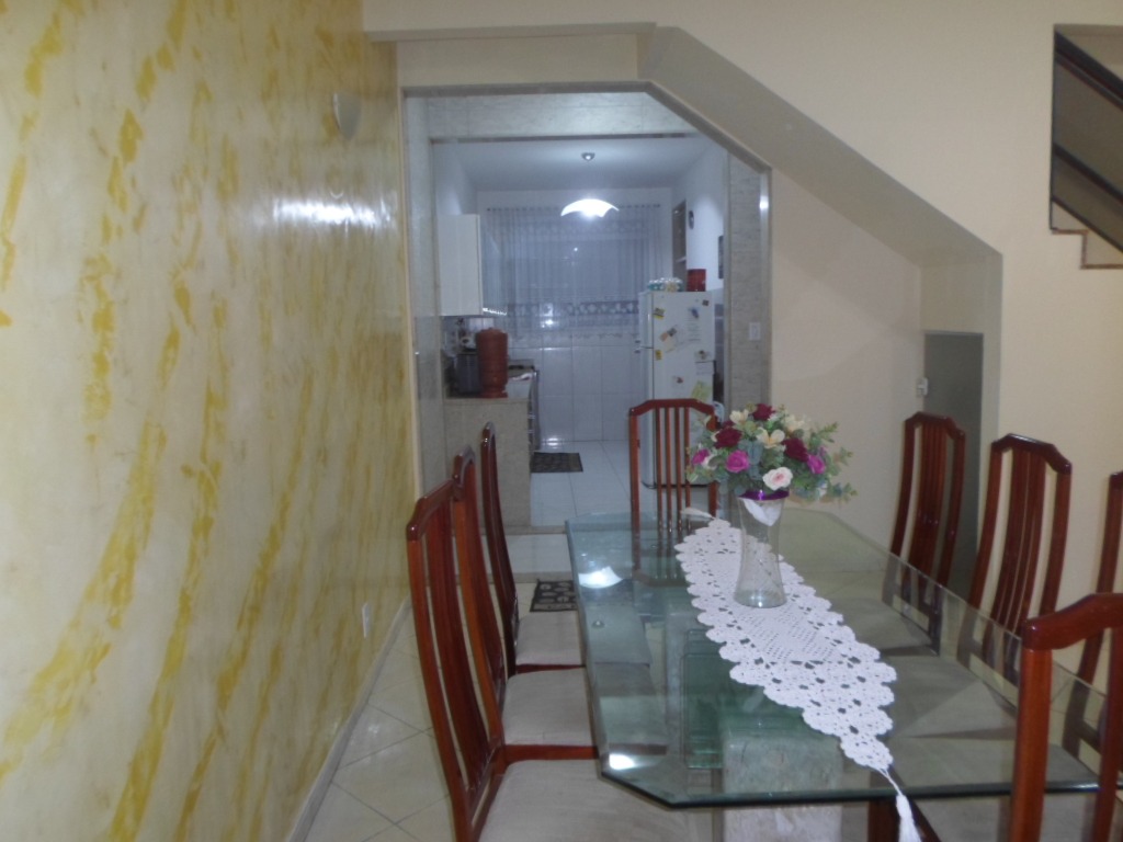 Financia !!! casa colonial extremamente perto do west shopping, comércio e condução fartos (3 quartos, 2 suítes , 2 vagas, terraço colonial) !!!