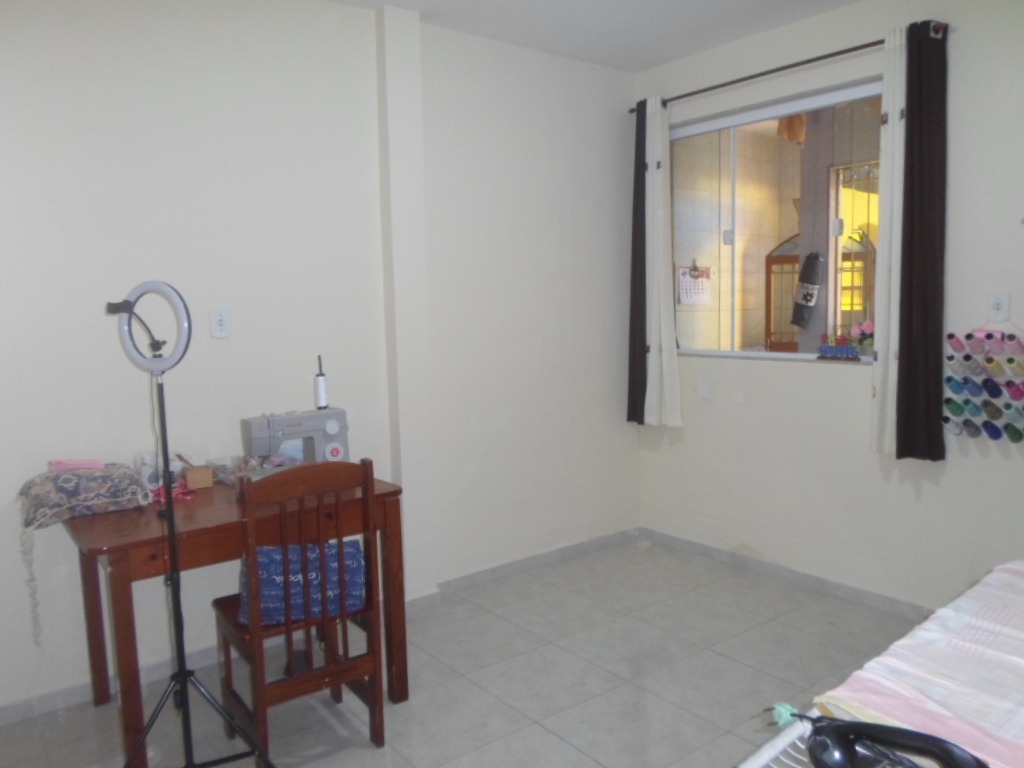 Financia !!! casa colonial extremamente perto do west shopping, comércio e condução fartos (3 quartos, 2 suítes , 2 vagas, terraço colonial) !!!