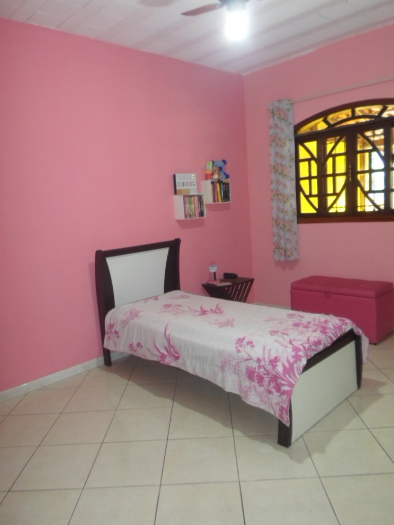 Financia !!! casa colonial extremamente perto do west shopping, comércio e condução fartos (3 quartos, 2 suítes , 2 vagas, terraço colonial) !!!