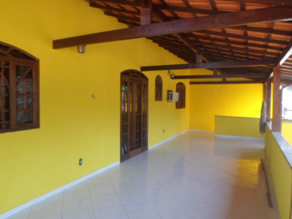 Financia !!! casa colonial extremamente perto do west shopping, comércio e condução fartos (3 quartos, 2 suítes , 2 vagas, terraço colonial) !!!
