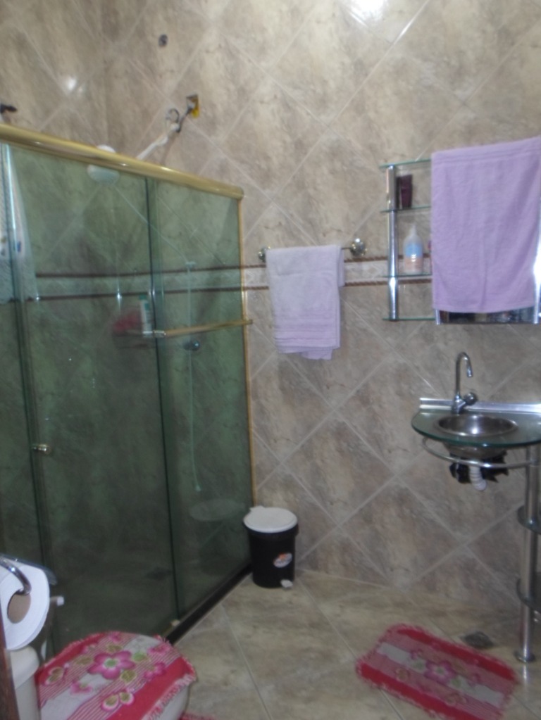 Financia !!! casa colonial extremamente perto do west shopping, comércio e condução fartos (3 quartos, 2 suítes , 2 vagas, terraço colonial) !!!