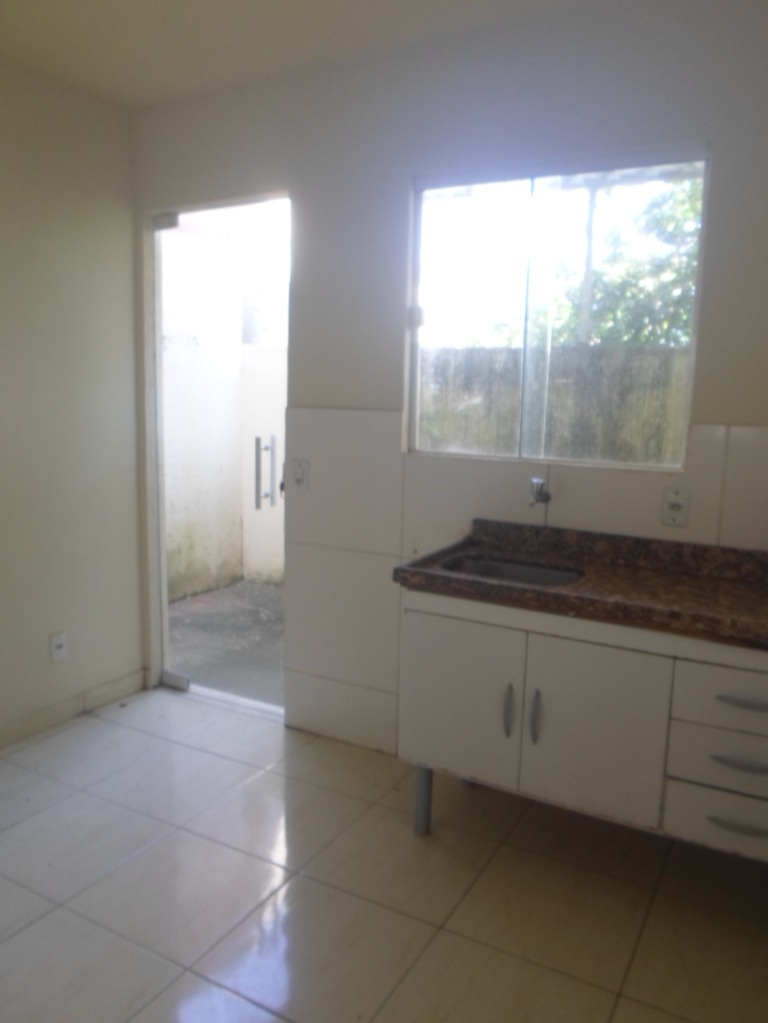 Grande oportunidade !!! casa barata em condomínio fechado em campo grande com fácil acesso para a avenida brasil.