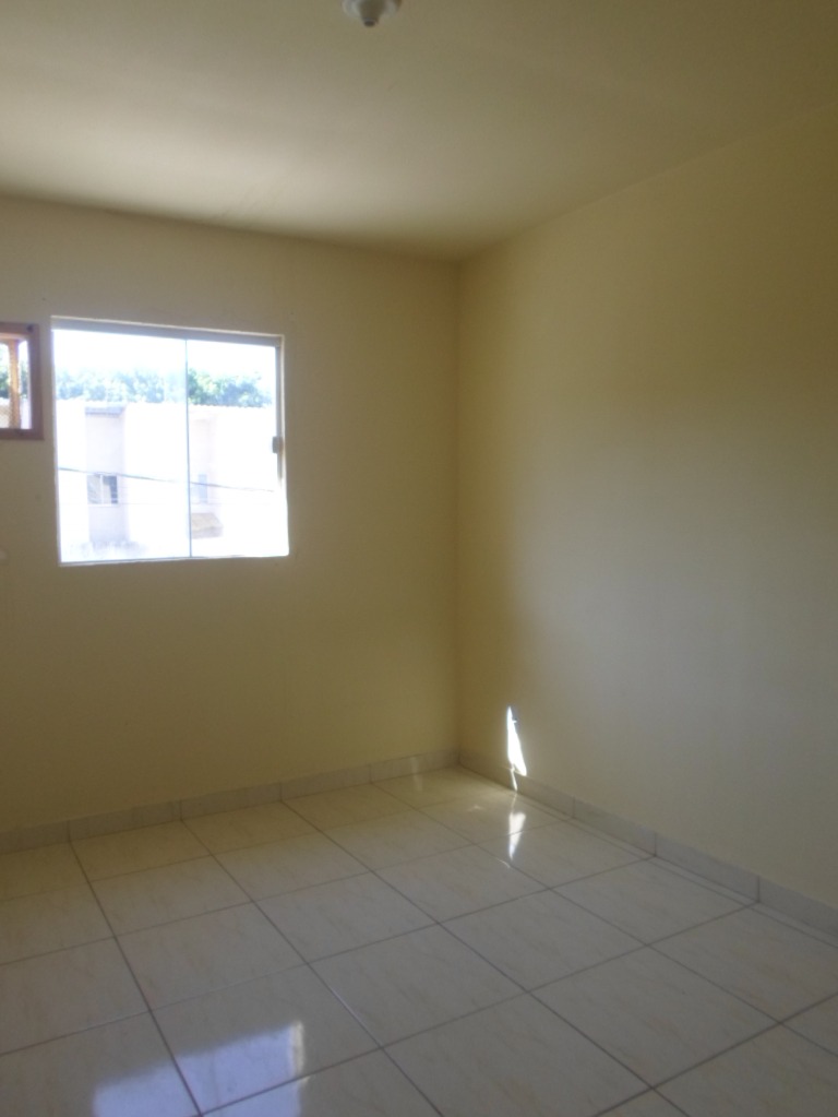 Grande oportunidade !!! casa barata em condomínio fechado em campo grande com fácil acesso para a avenida brasil.