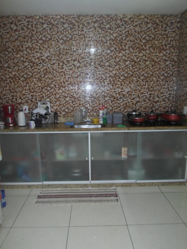 Casarão próximo ao park shopping (bairro brito ii) com 3 quartos + suíte !!!