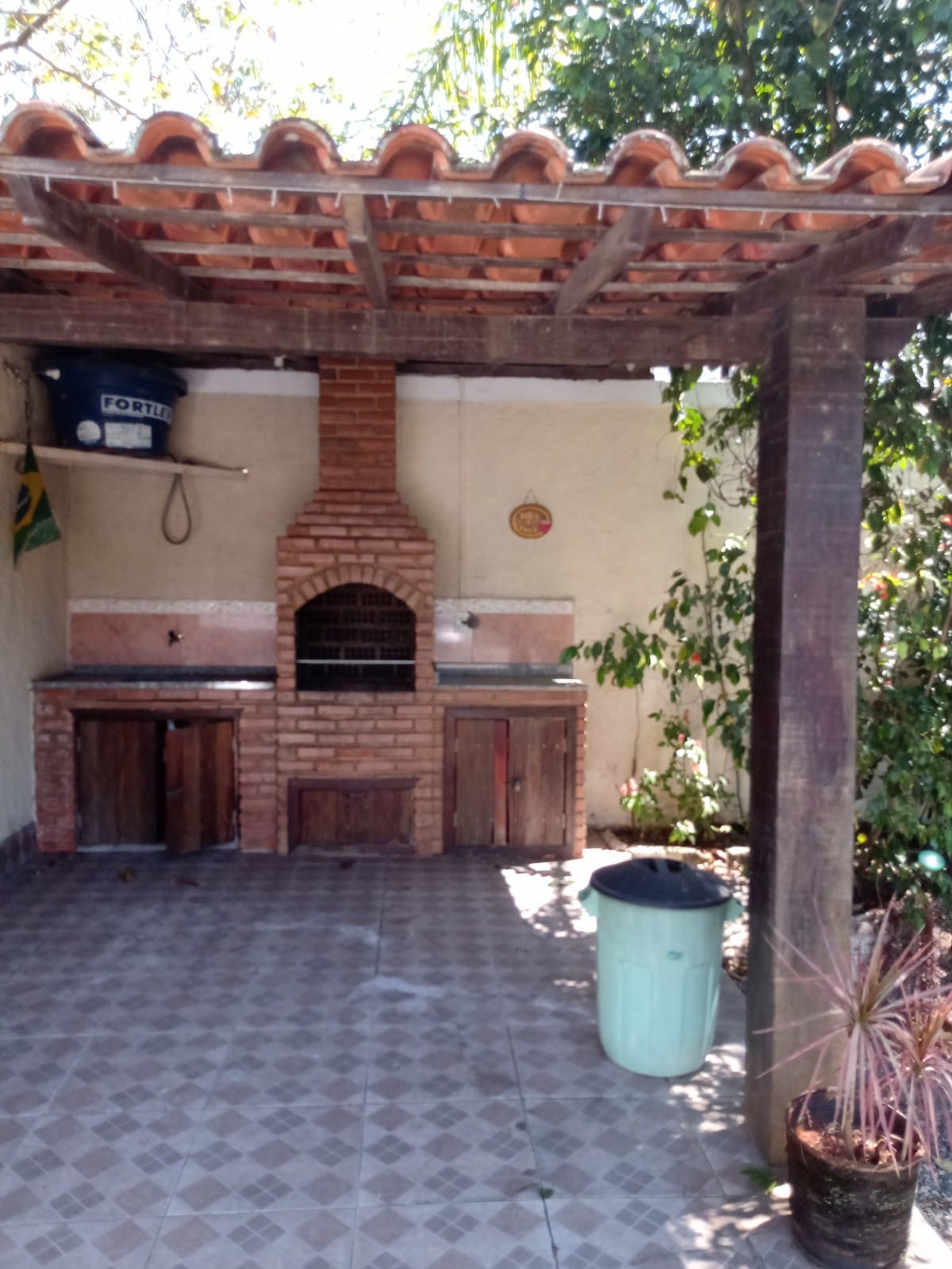 Casa moderna de 1º locação com 2 suítes próx ao west shopping!! ac financiamento bancário!! aprovação gratúita na caixa, bradesco, itaú e santander!!!
