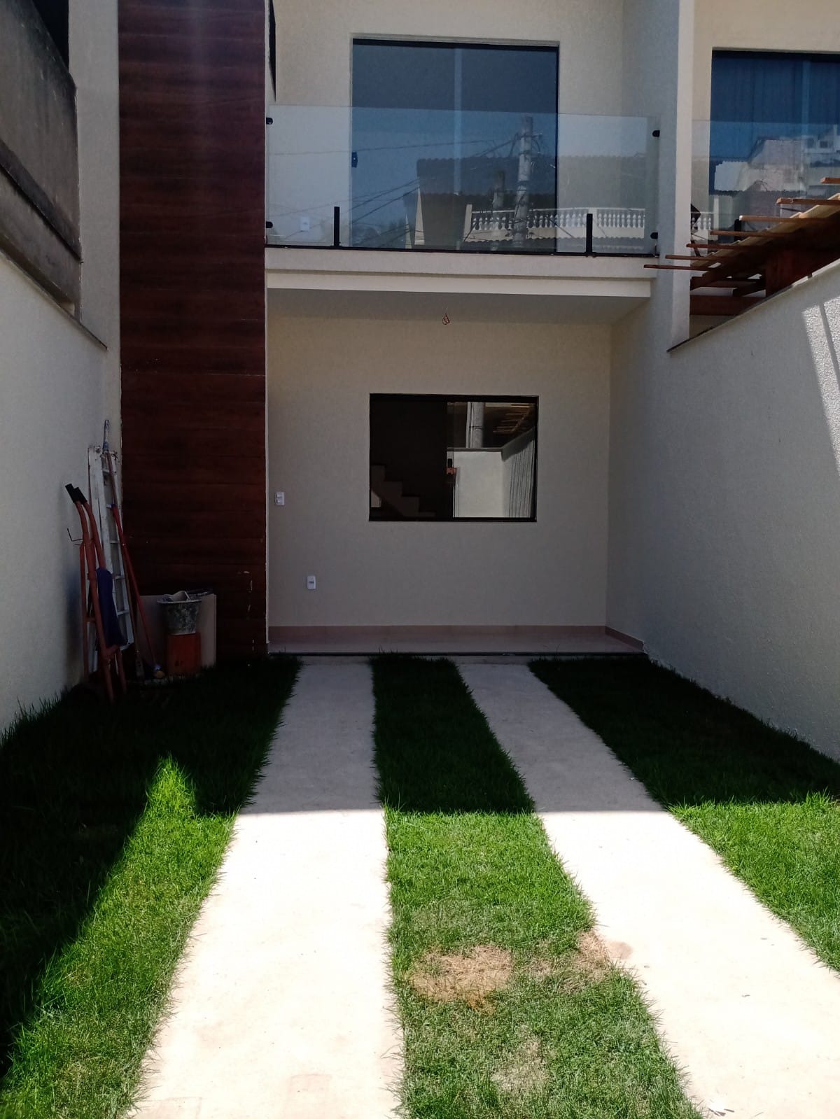 Casa moderna de 1º locação com 2 suítes próx ao west shopping!! ac financiamento bancário!! aprovação gratúita na caixa, bradesco, itaú e santander!!!