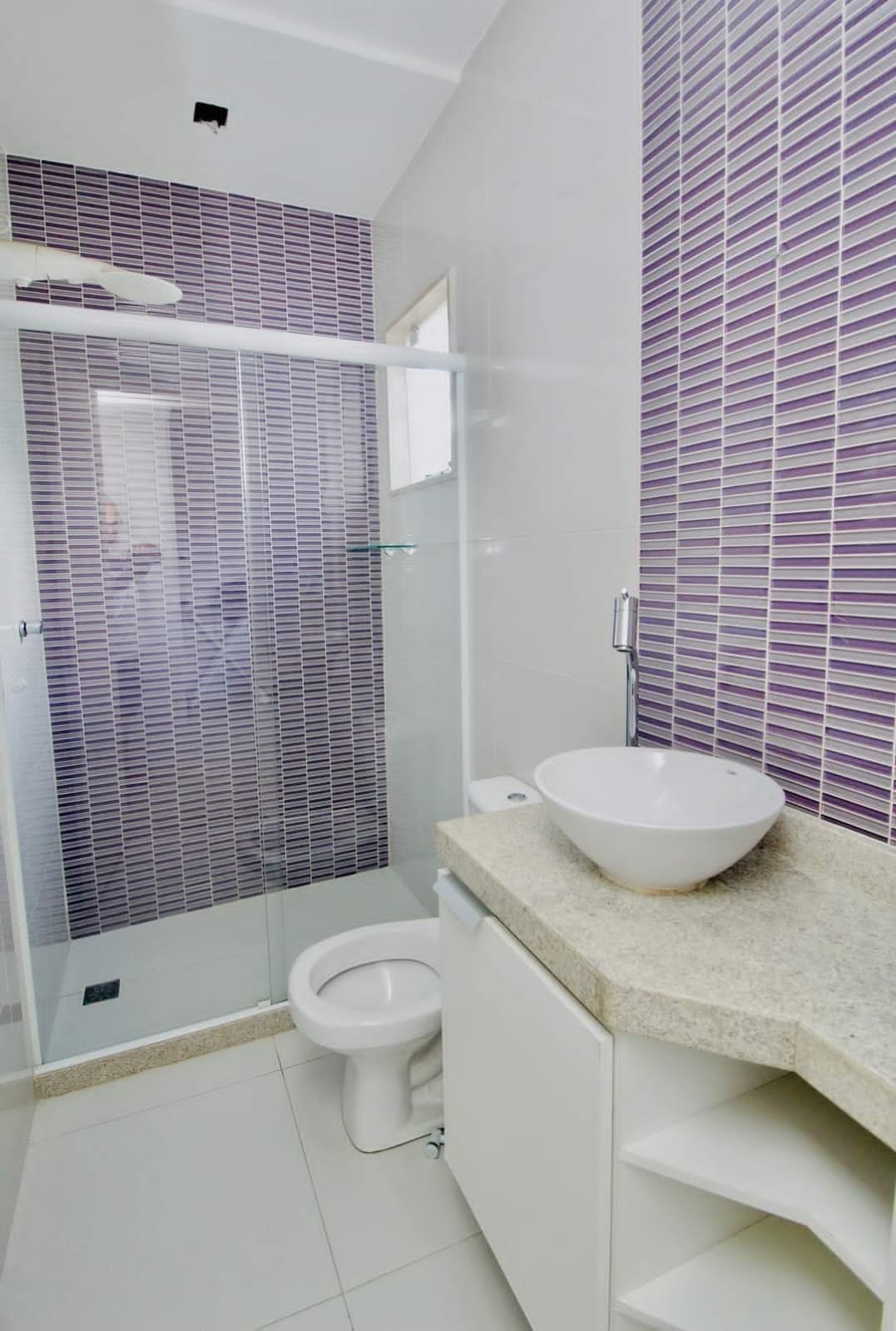 Maravilhosa casa com 3 quartos + 2 suítes em localização privilegiada !!!! alto padrão !!!! aceita financiamento bancário !!!!