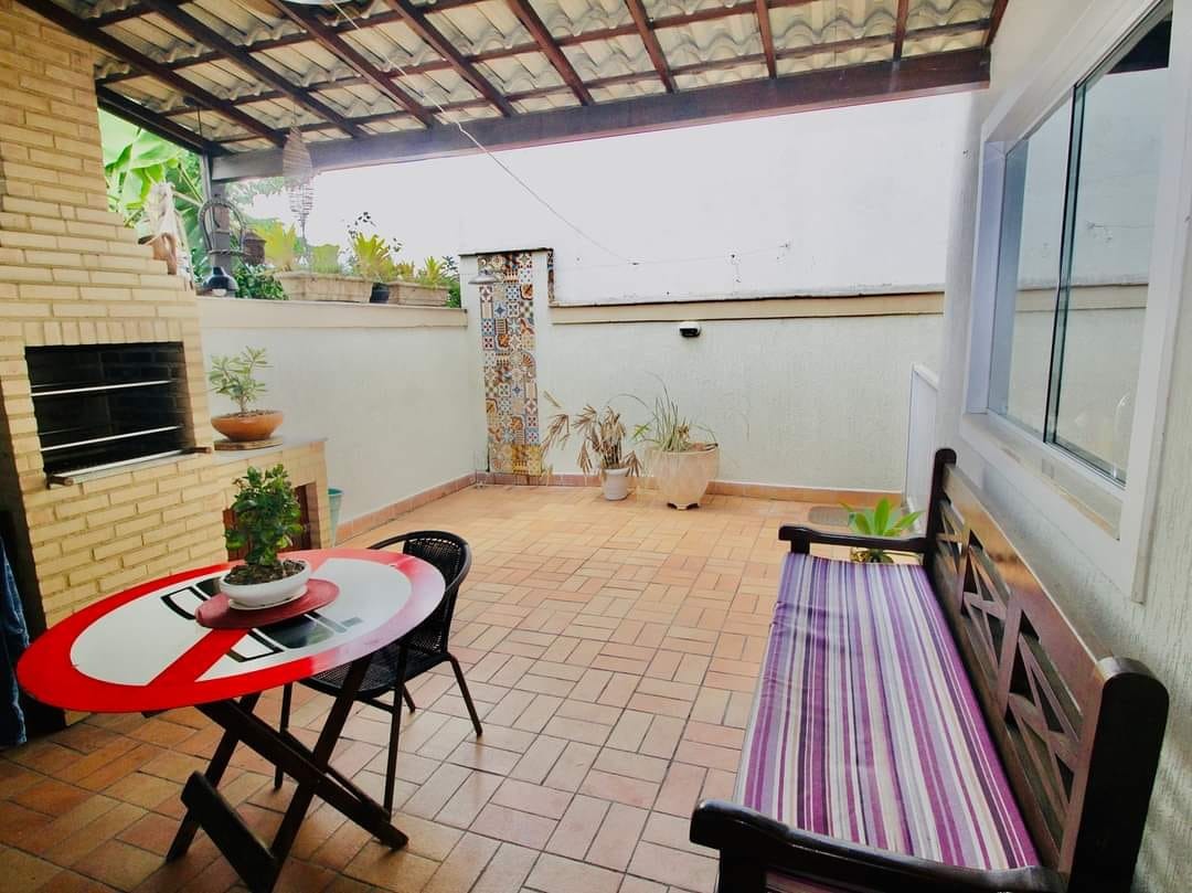 Maravilhosa casa com 3 quartos + 2 suítes em localização privilegiada !!!! alto padrão !!!! aceita financiamento bancário !!!!