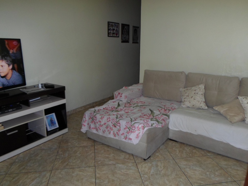 2 casas a poucos minutos do west shopping !!! ideal para fin