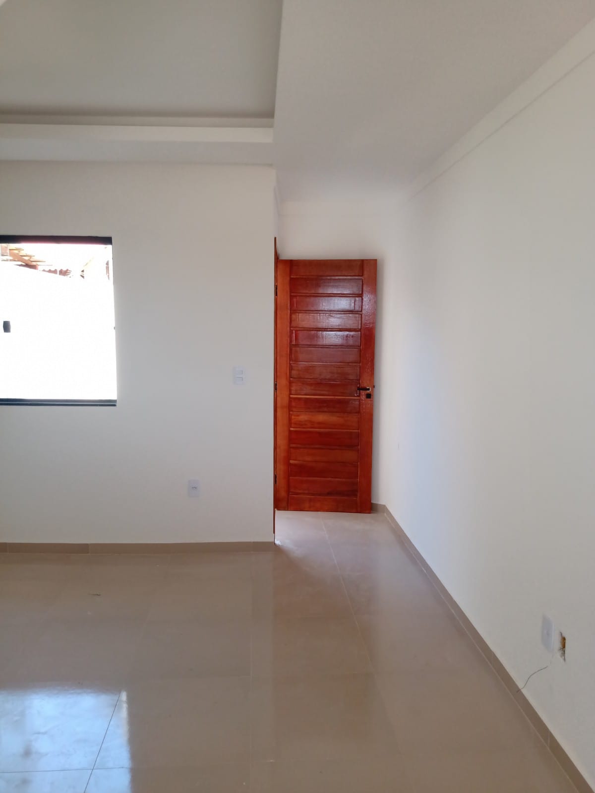 Casa moderna de 1º locação com 2 suítes próx ao west shopping!! ac financiamento bancário!! aprovação gratúita na caixa, bradesco, itaú e santander!!!