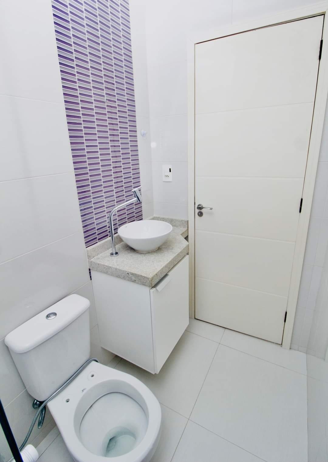 Maravilhosa casa com 3 quartos + 2 suítes em localização privilegiada !!!! alto padrão !!!! aceita financiamento bancário !!!!