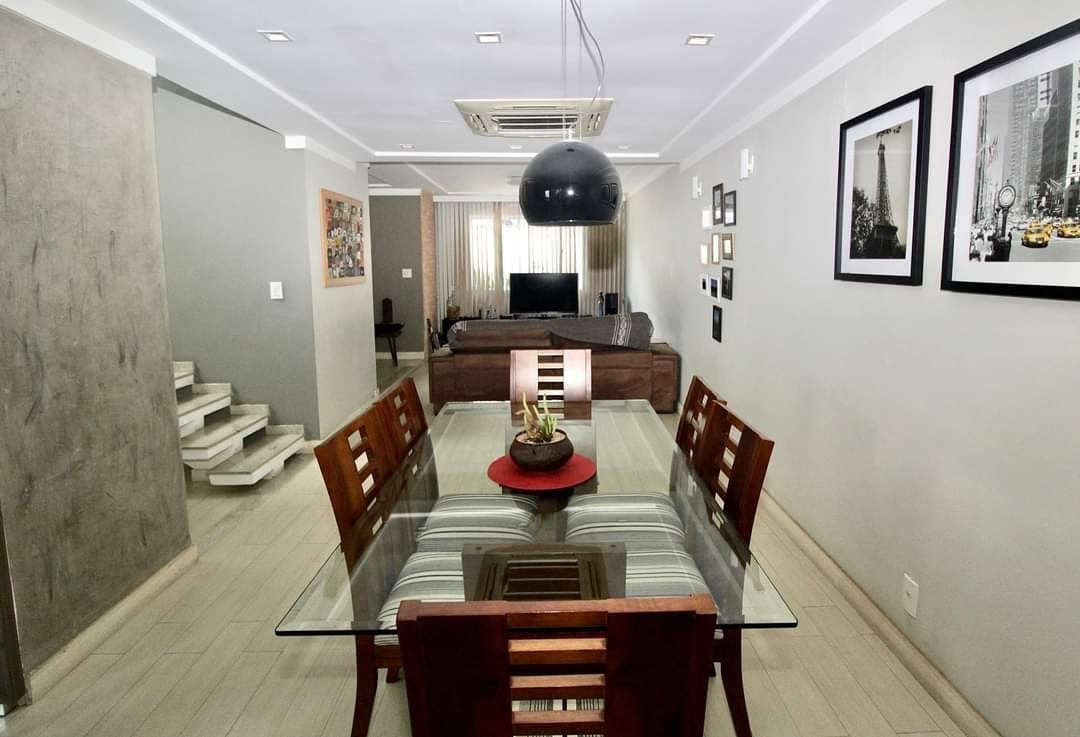 Maravilhosa casa com 3 quartos + 2 suítes em localização privilegiada !!!! alto padrão !!!! aceita financiamento bancário !!!!