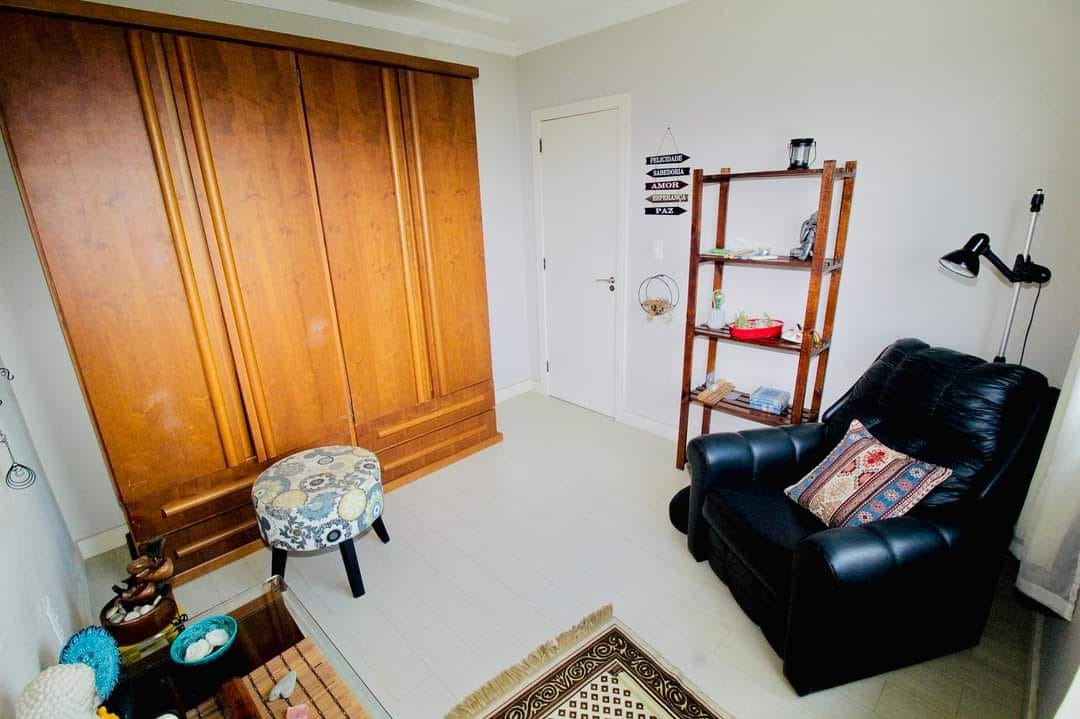 Maravilhosa casa com 3 quartos + 2 suítes em localização privilegiada !!!! alto padrão !!!! aceita financiamento bancário !!!!