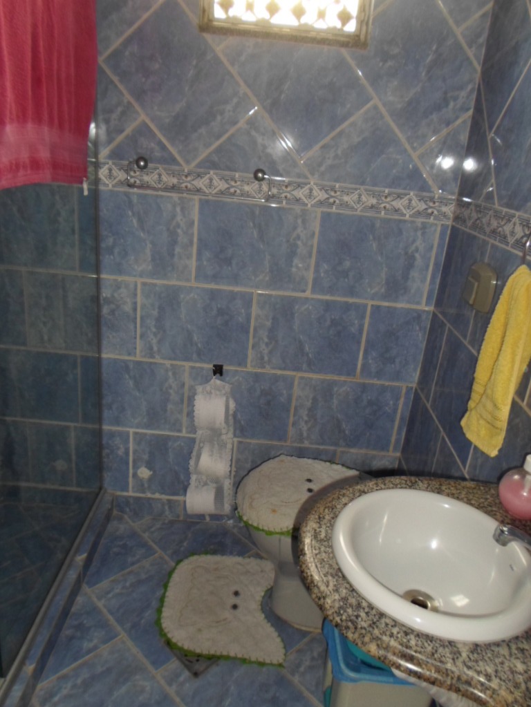 2 casas a poucos minutos do west shopping !!! ideal para fins residenciais e comerciais !!!!